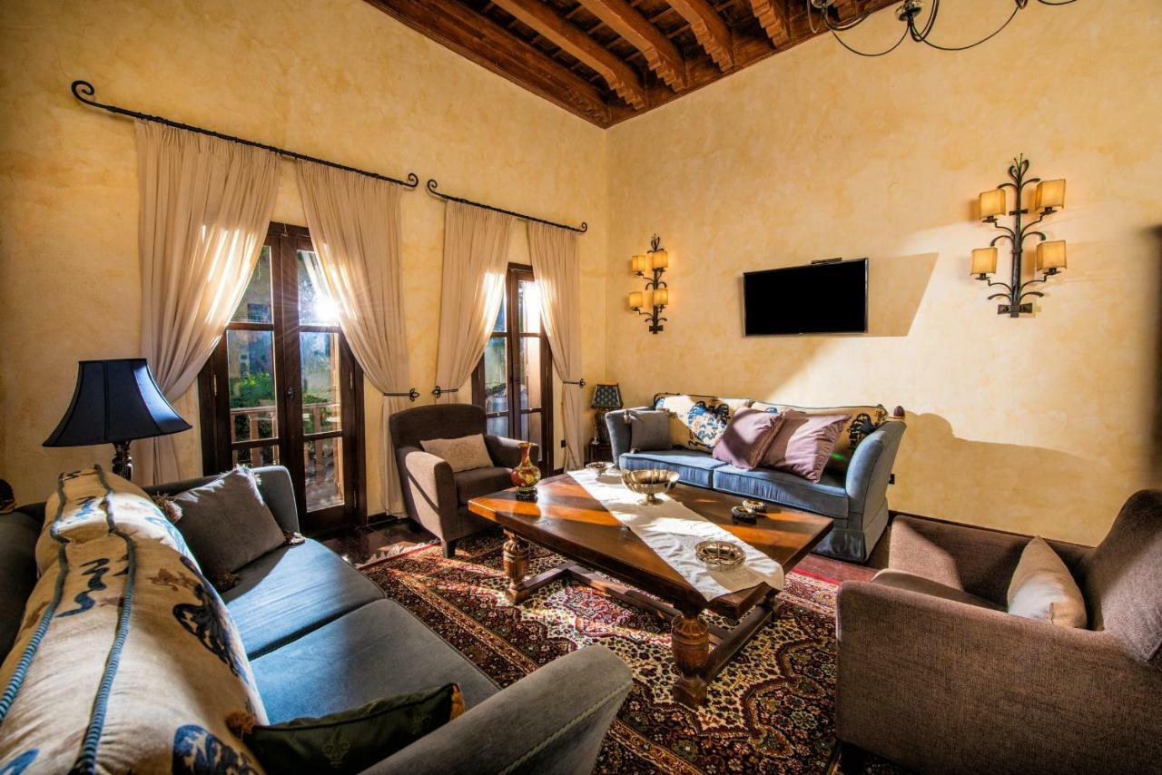 Lemuria Manor, Wine Dark Sea Villas Rhodes City エクステリア 写真
