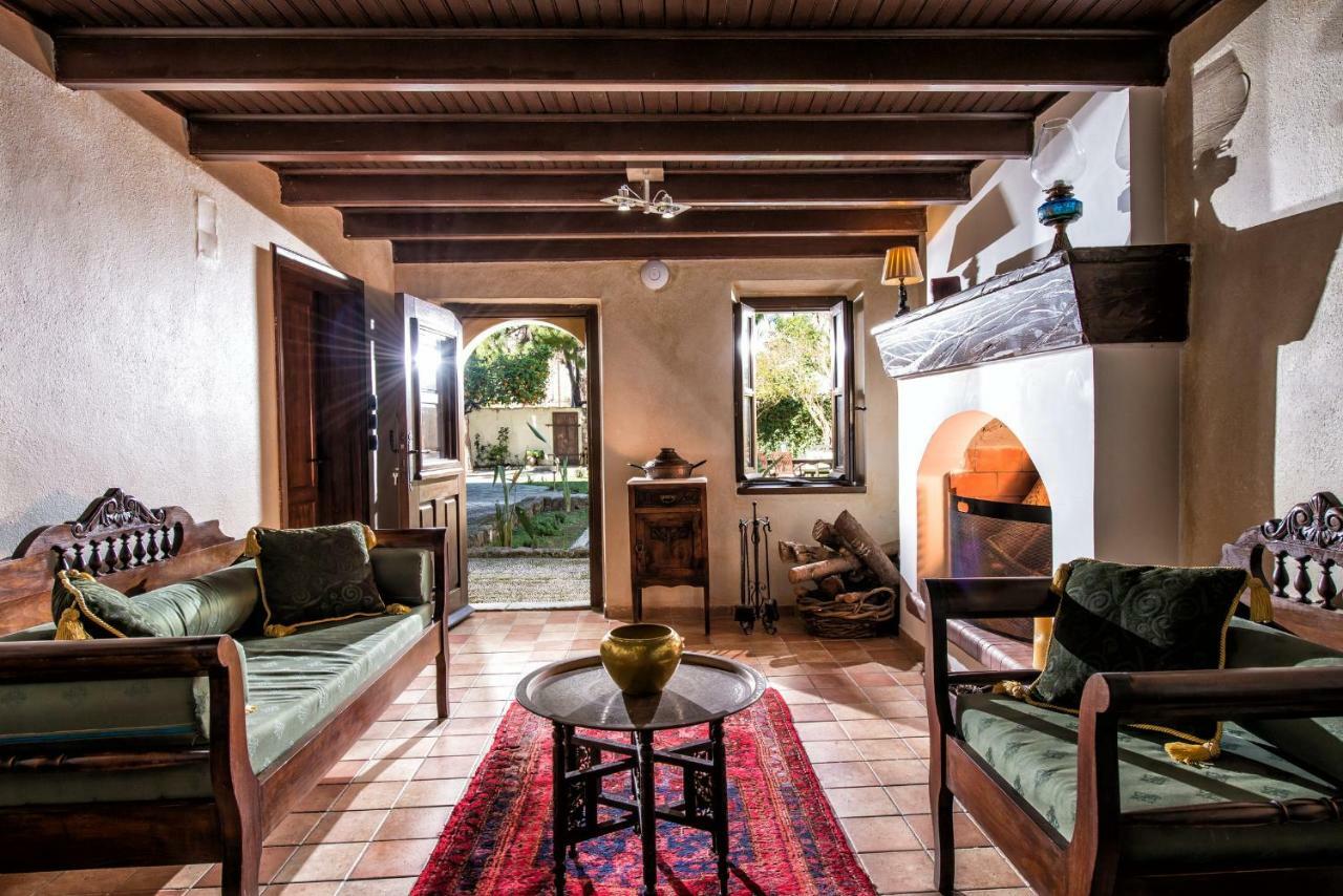 Lemuria Manor, Wine Dark Sea Villas Rhodes City エクステリア 写真
