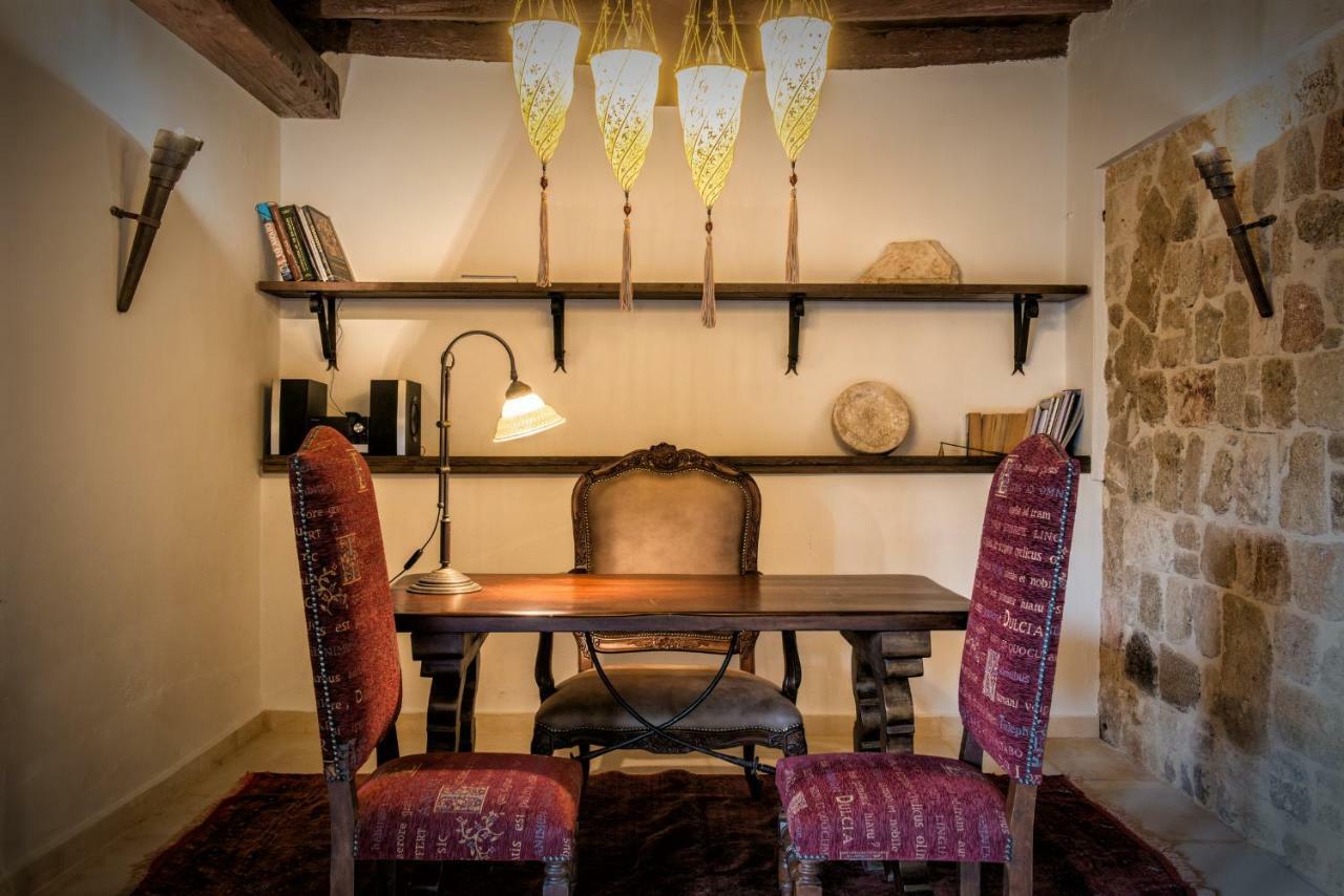 Lemuria Manor, Wine Dark Sea Villas Rhodes City エクステリア 写真