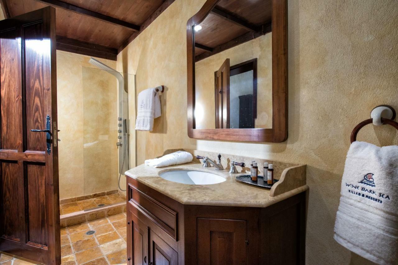 Lemuria Manor, Wine Dark Sea Villas Rhodes City エクステリア 写真